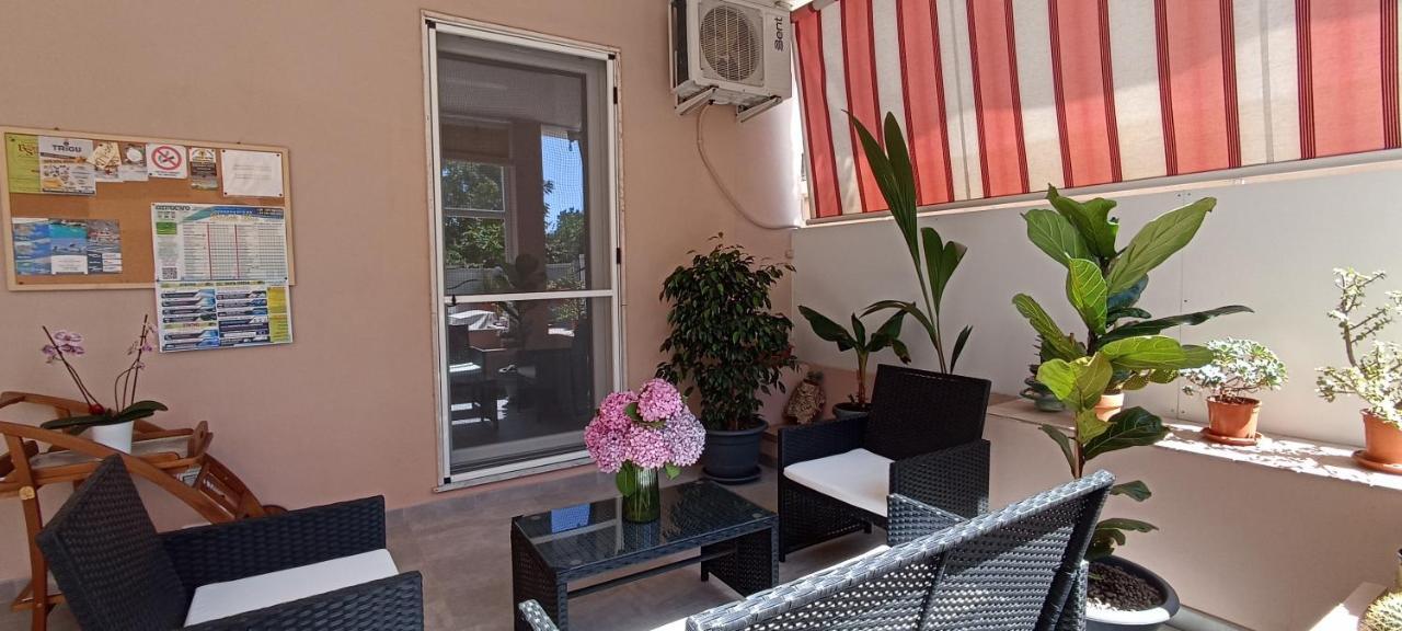 B&B Alghero Reina 外观 照片